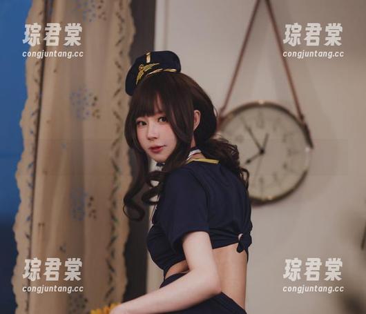 作品中的西园寺南歌：睡衣与梦境的快乐相遇-琮君棠