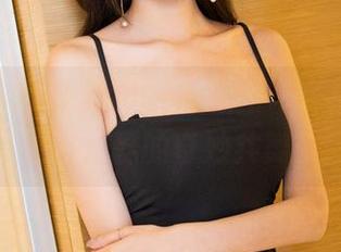 语画界 - 芝芝booty的最新写真集：牛仔裤与炫酷的奇妙共舞！