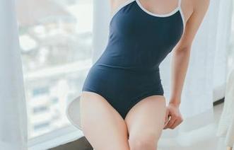 轰趴猫 - 追逐可乐Vicky的奶牛梦——这种写真套图有点滑稽，有点真实，爱了！