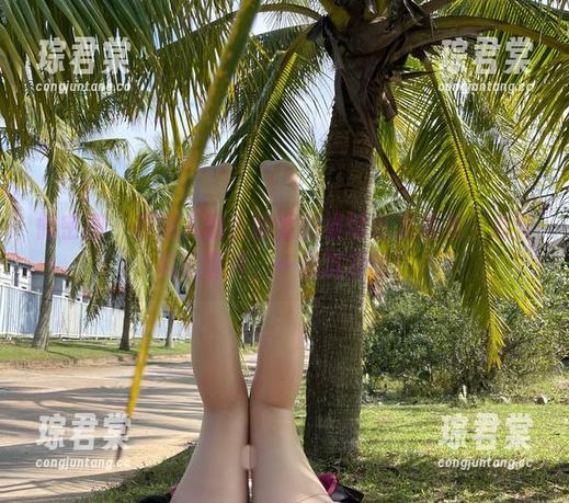 微密圈 - 在迷人的五姨太的桌球室发现美：点开私拍图片，一起沉浸吧！-琮君棠