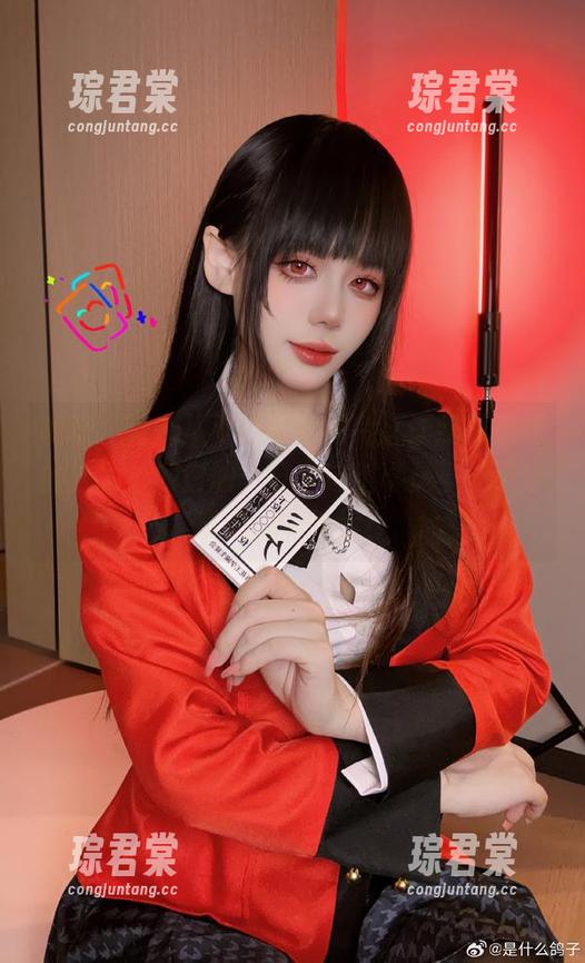 啧啧，阿九从不咕咕的照片又让我对姐姐的魅力心服口服，分享这组真是……不分享我都觉得亏！-琮君棠
